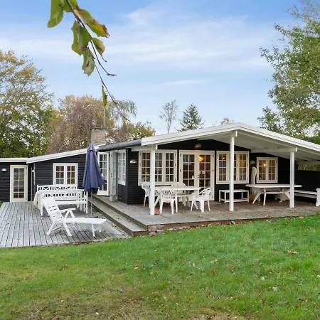 Holiday home Rami - 2km From The Sea In Sealand By Interhome