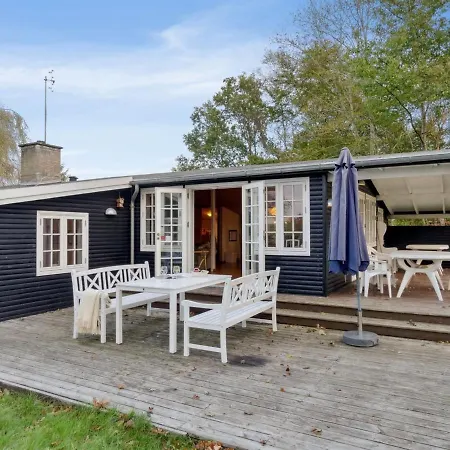 Holiday home Rami - 2km From The Sea In Sealand By Interhome Tisvildeleje