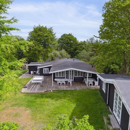 Rami - 2km From The Sea By Interhome Tisvildeleje