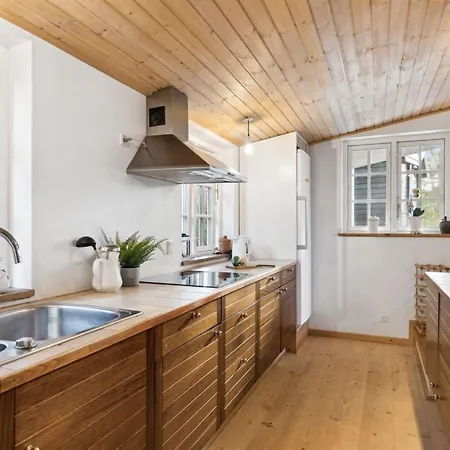 Vakantiehuis Rami - 2km From The Sea By Interhome *