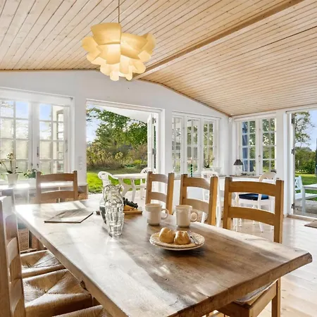 Rami - 2km From The Sea By Interhome Vakantiehuis Tisvildeleje